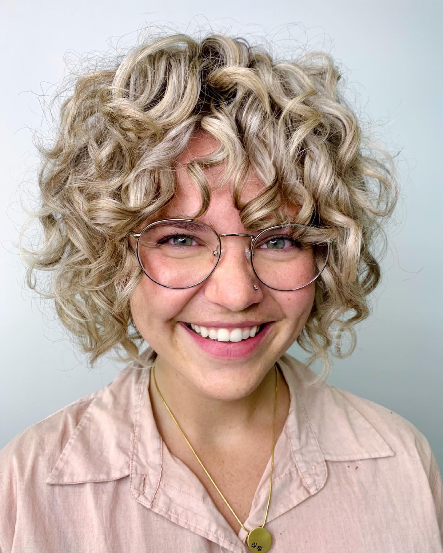 Fun Flattering Curly Bob for Round Faces